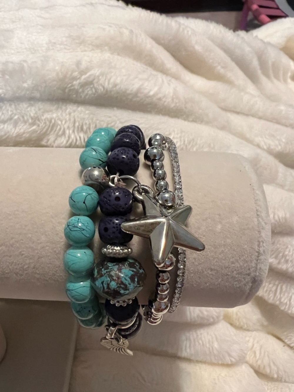 Stackable Turquoise & Navy Beaded 4 Piece Bracelet Set with Silver Star Accent - Picture 2 of 6